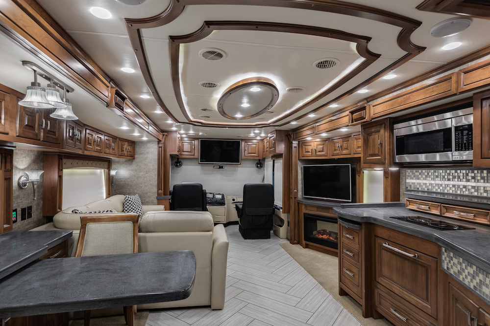 2015 Tiffin Zephyr For Sale