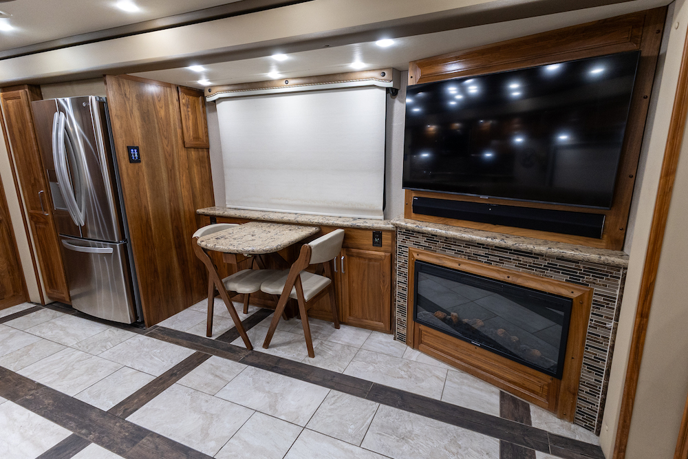 2016 Foretravel For Sale