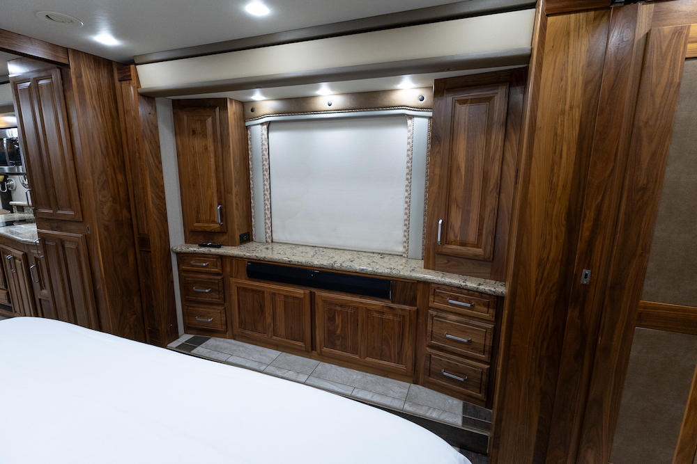 2016 Foretravel For Sale