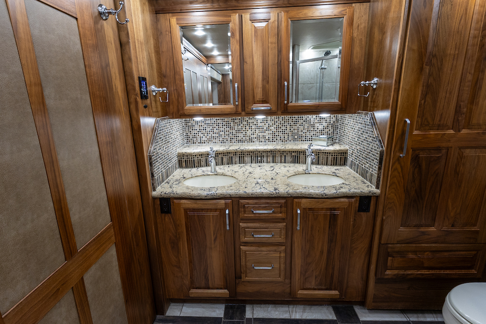 2016 Foretravel For Sale