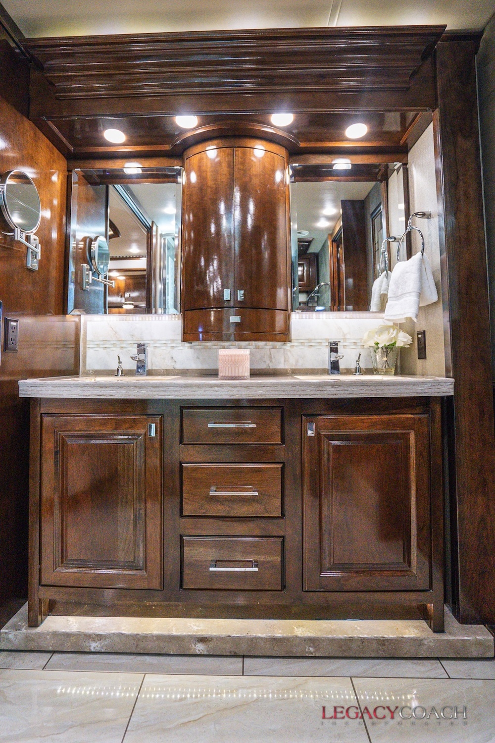 2017 Tiffin Zephyr For Sale