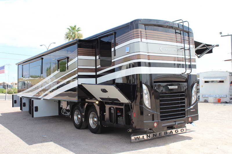 2017 Winnebago Ellipse  For Sale