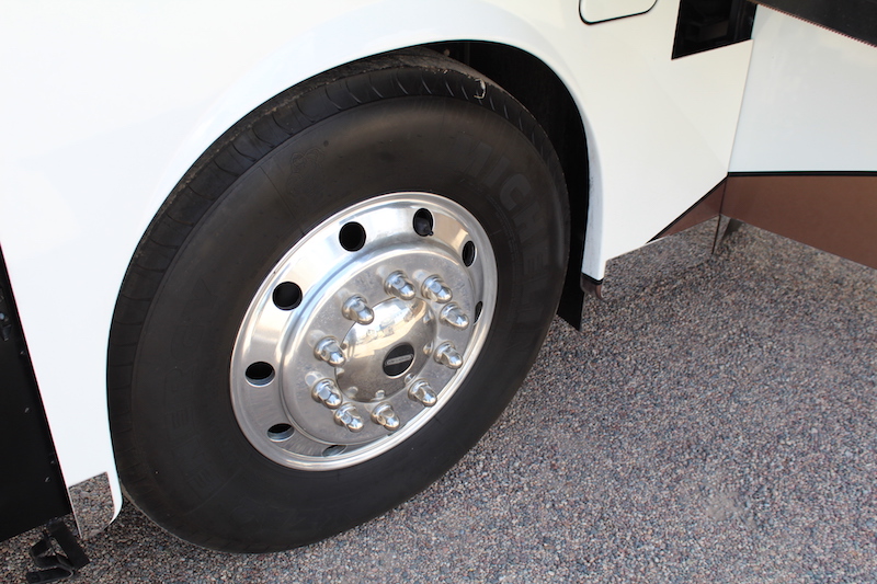 2017 Winnebago Ellipse  For Sale
