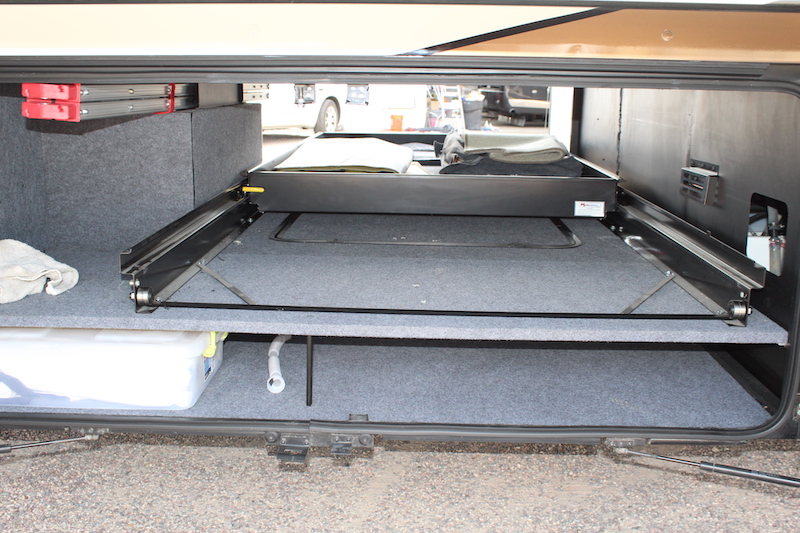 2017 Winnebago Ellipse  For Sale