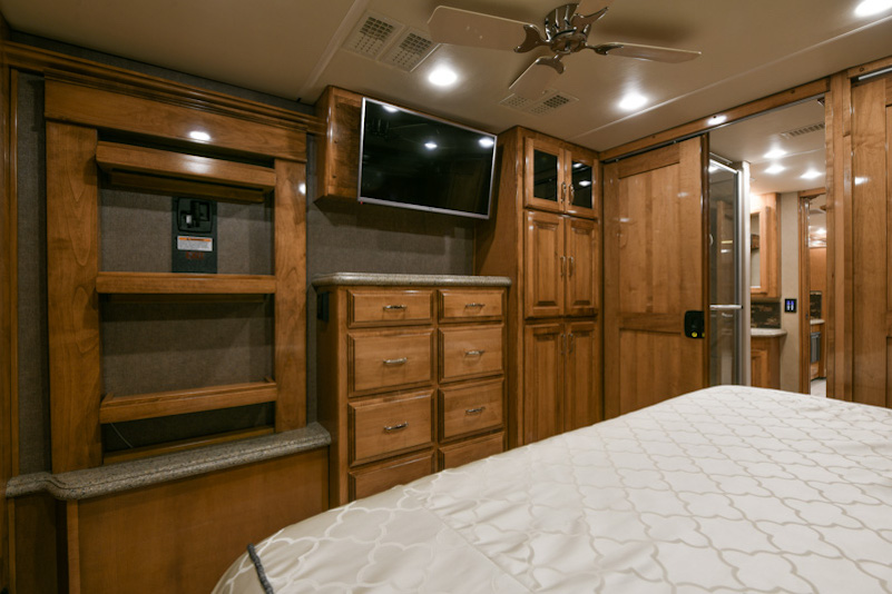 Bus-Stuff.com Class A Rv For Sale