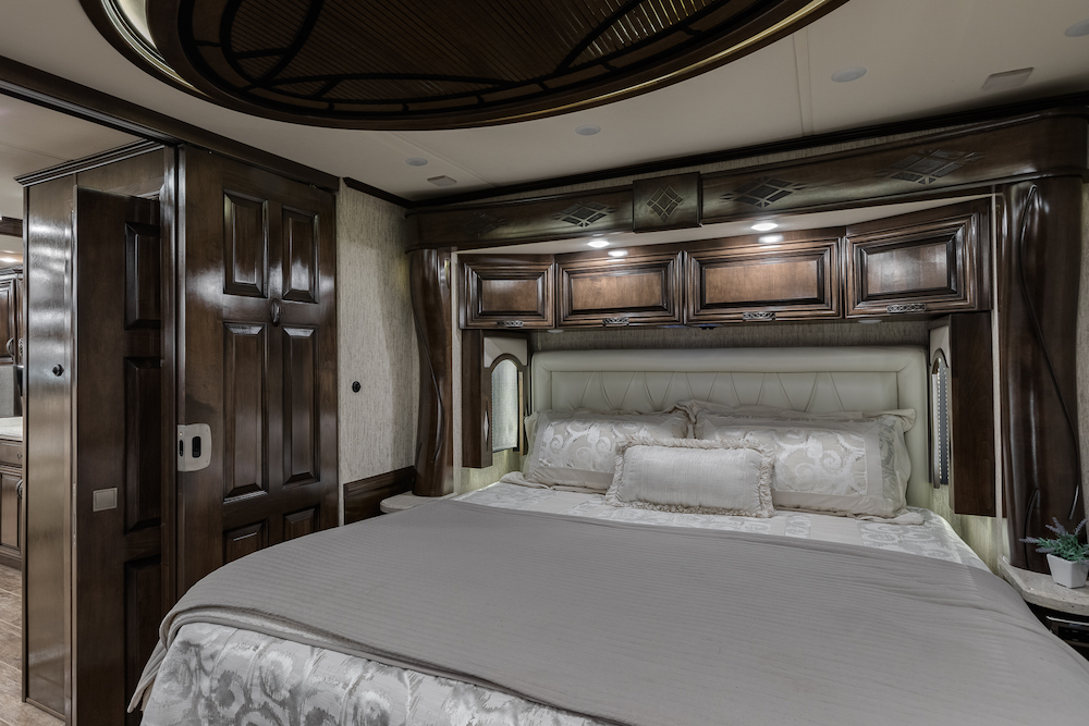 2018 Prevost Newmar London Aire For Sale