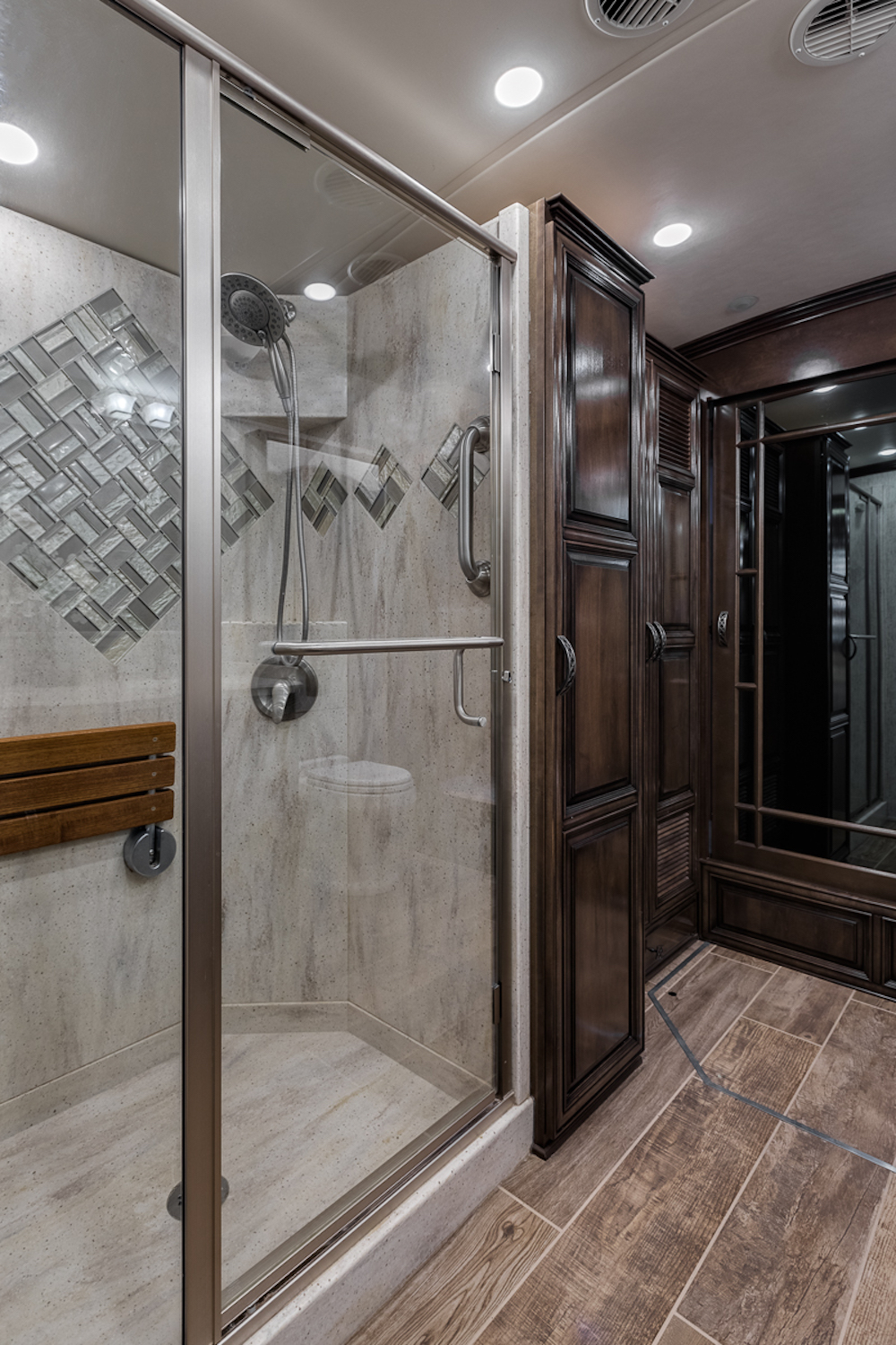 2018 Prevost Newmar London Aire For Sale