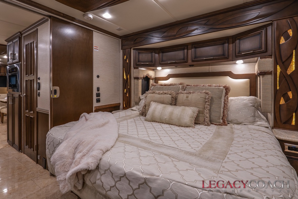 2018 Prevost Newmar Ventana For Sale