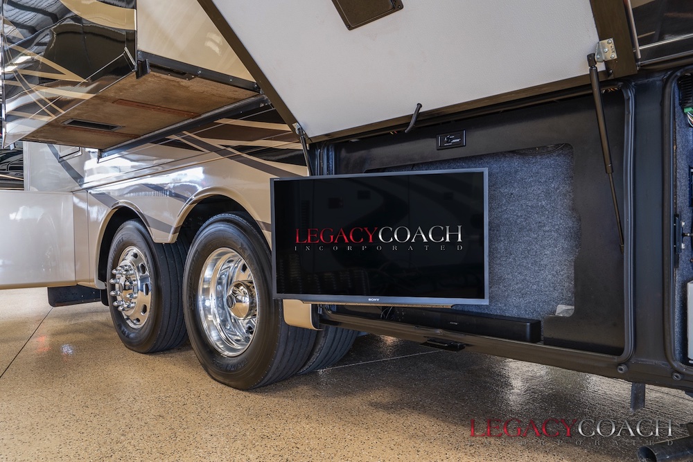 2018 Prevost Newmar Ventana For Sale