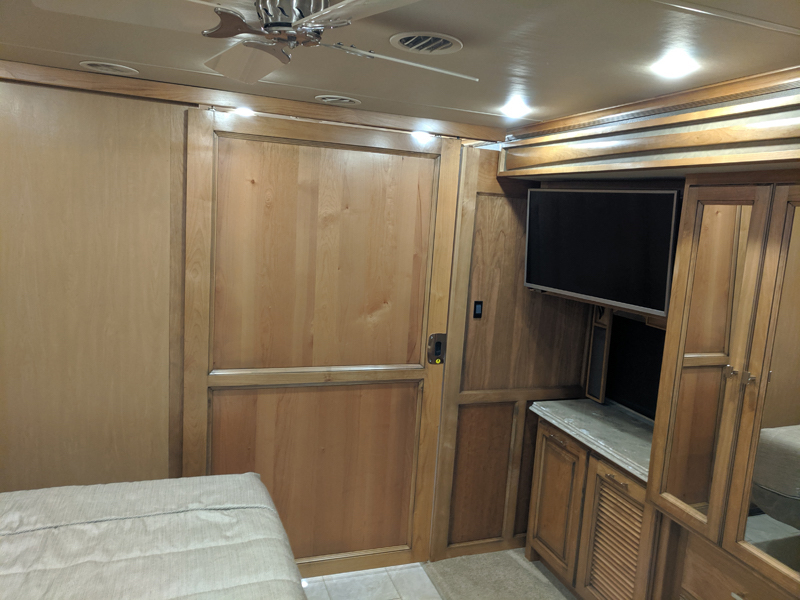 Bus-Stuff.com Class A Rv For Sale