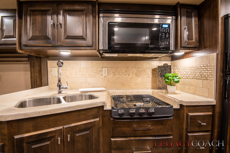 2018 Tiffin Red For Sale