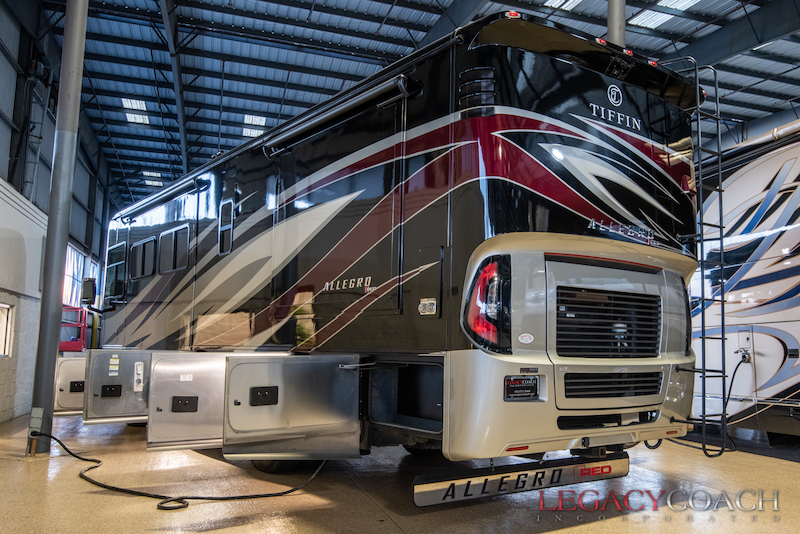 2018 Tiffin Red For Sale