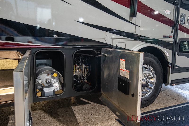 2018 Tiffin Red For Sale