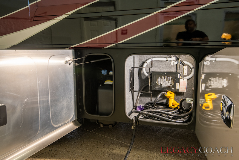 2018 Tiffin Red For Sale