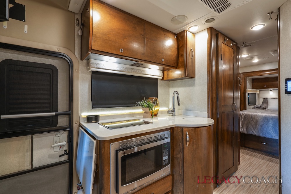 2018 Tiffin Wayfarer For Sale