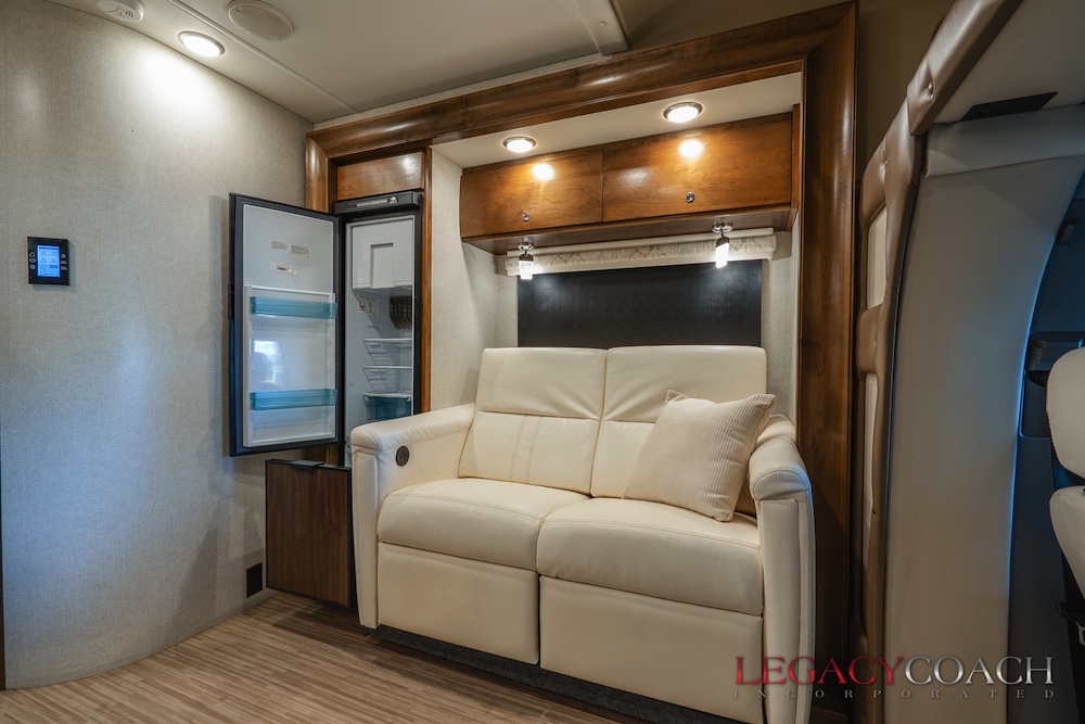 2018 Tiffin Wayfarer For Sale