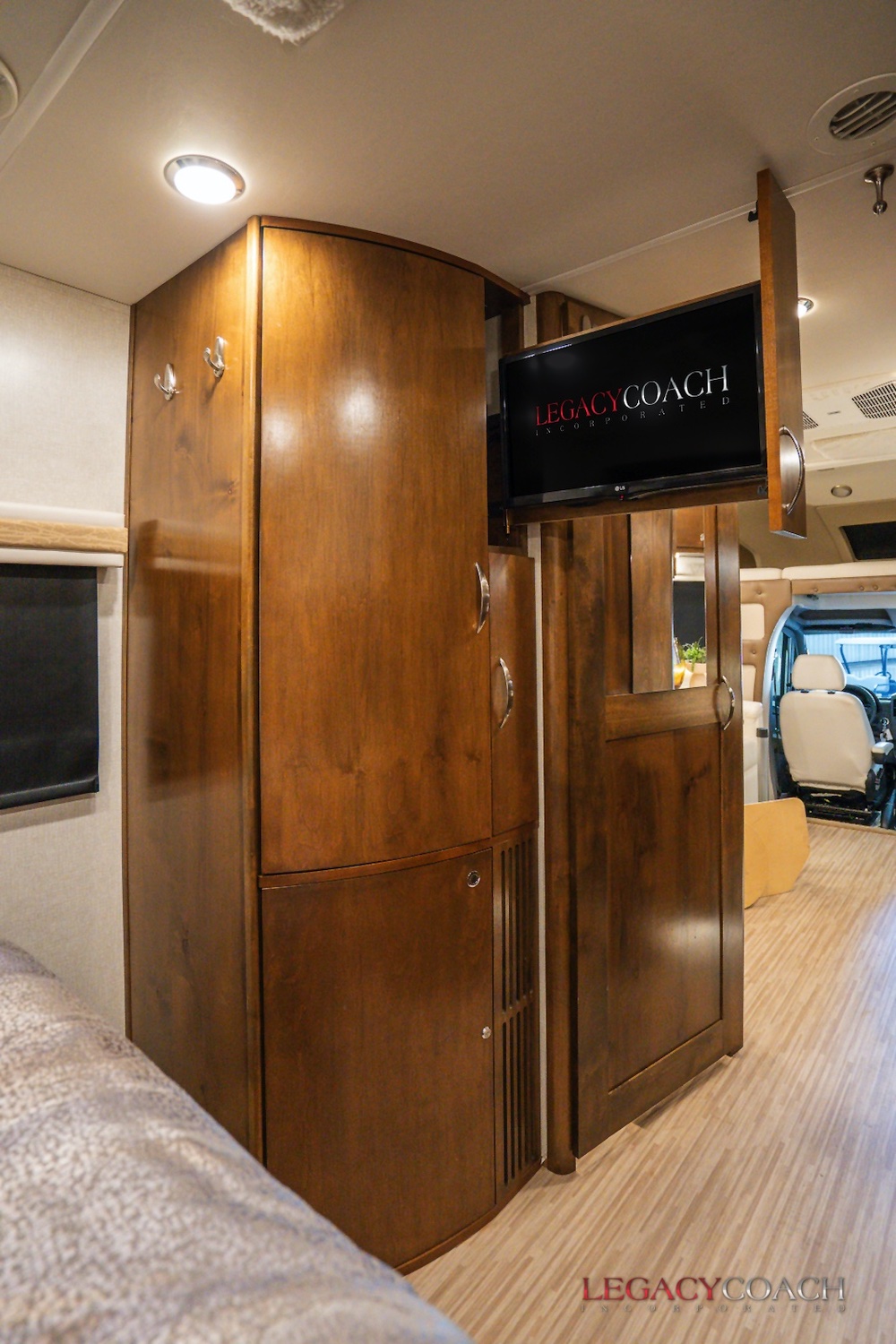 2018 Tiffin Wayfarer For Sale