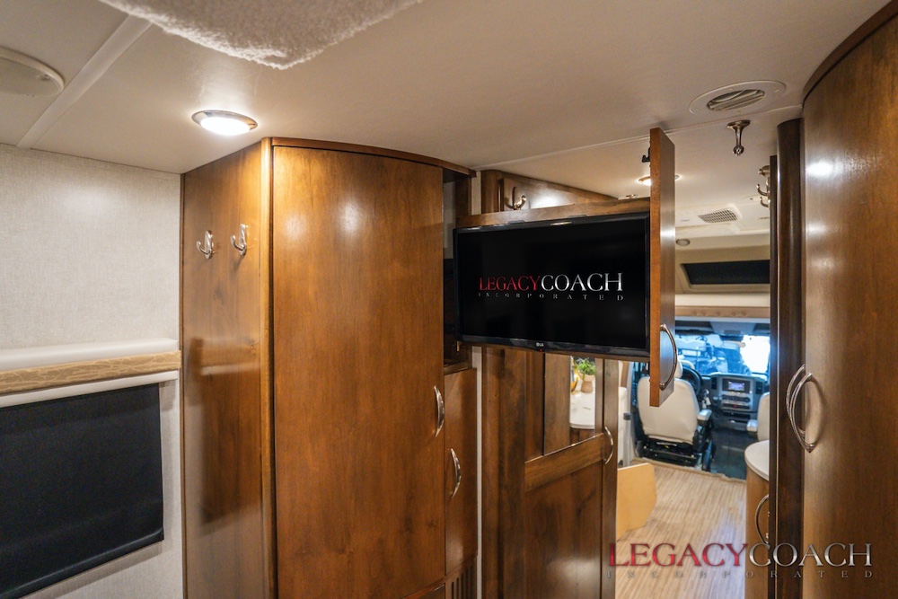 2018 Tiffin Wayfarer For Sale