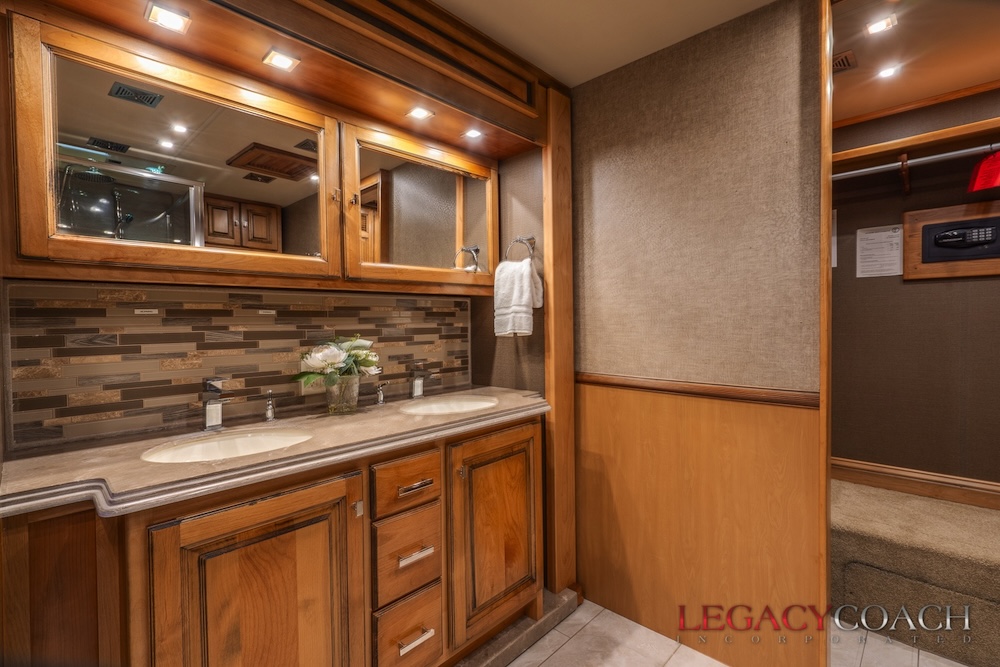 2019 Tiffin Pheaton For Sale