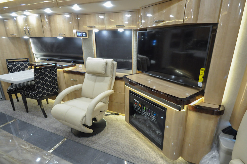 Bus-Stuff.com Class A Rv For Sale