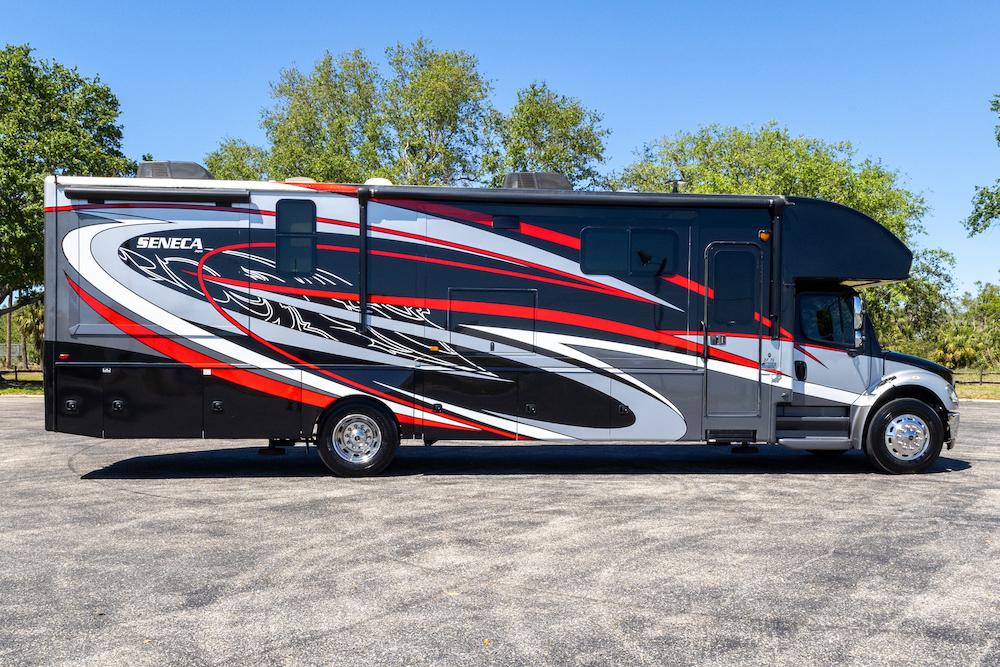 2020 Jayco Seneca For Sale