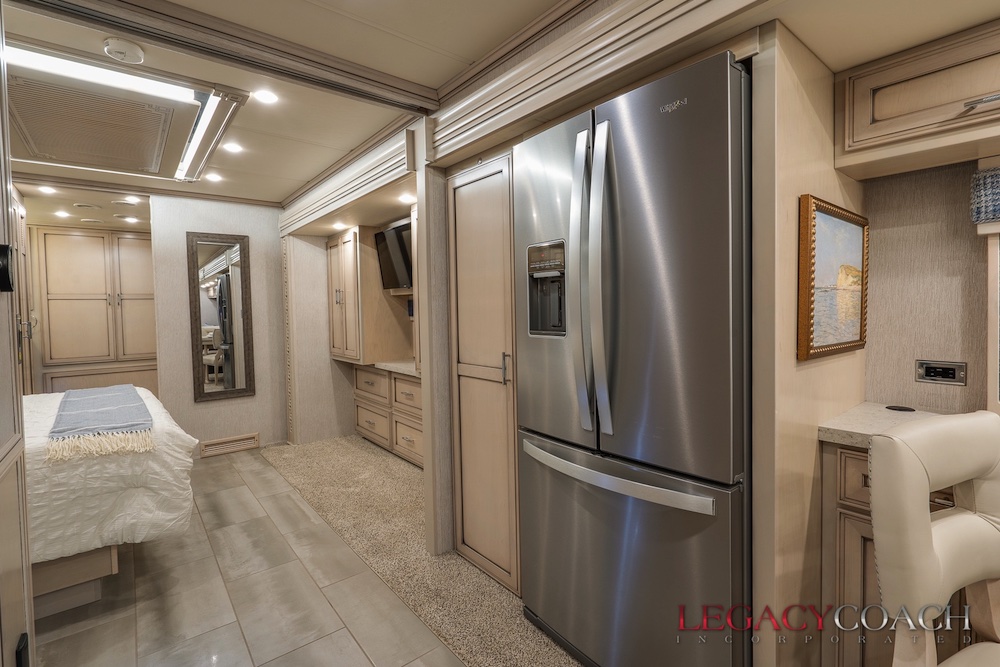 2020 Newmar Ventanna For Sale