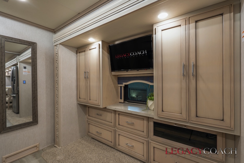 2020 Newmar Ventanna For Sale