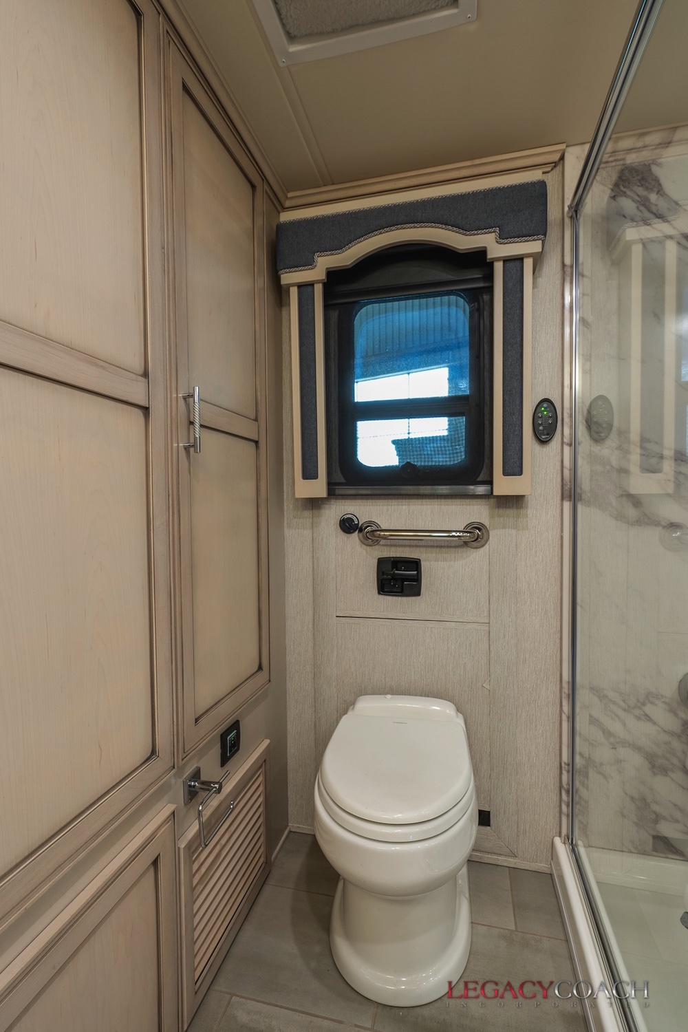 2020 Newmar Ventanna For Sale