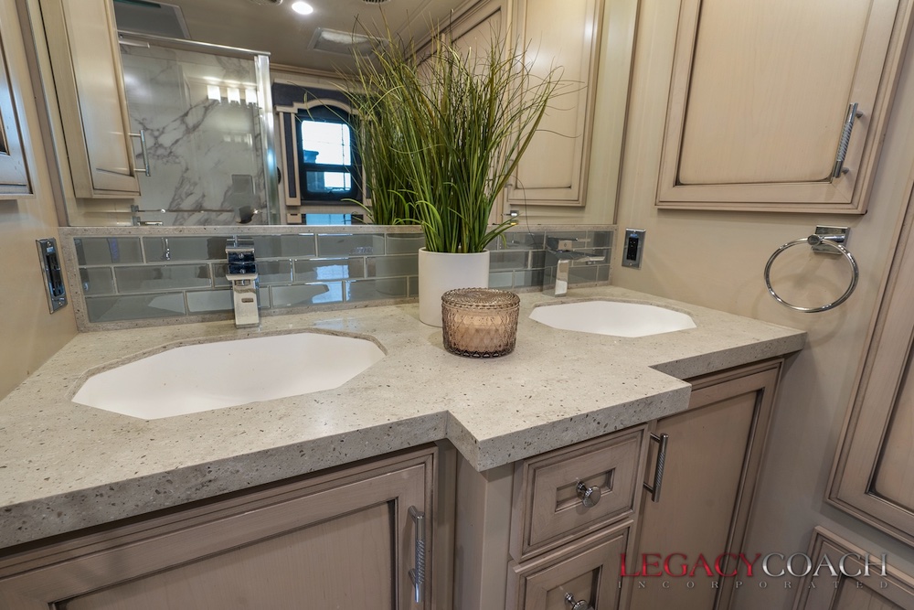 2020 Newmar Ventanna For Sale