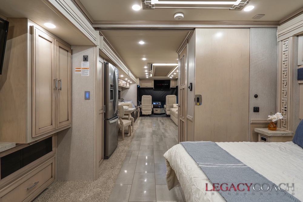 2020 Newmar Ventanna For Sale