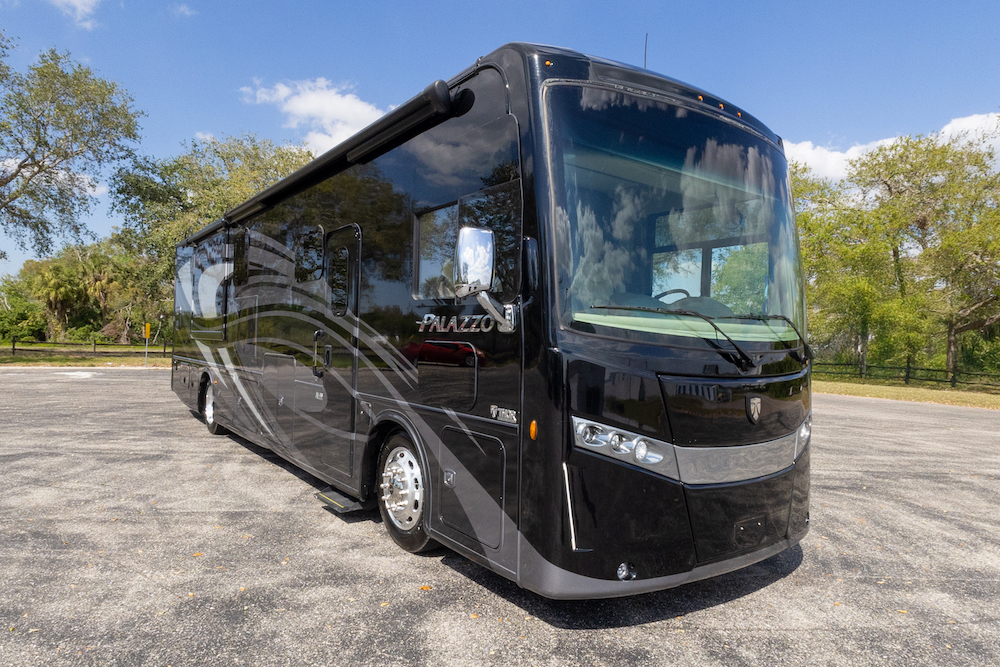 2021 Thor Palazzo For Sale