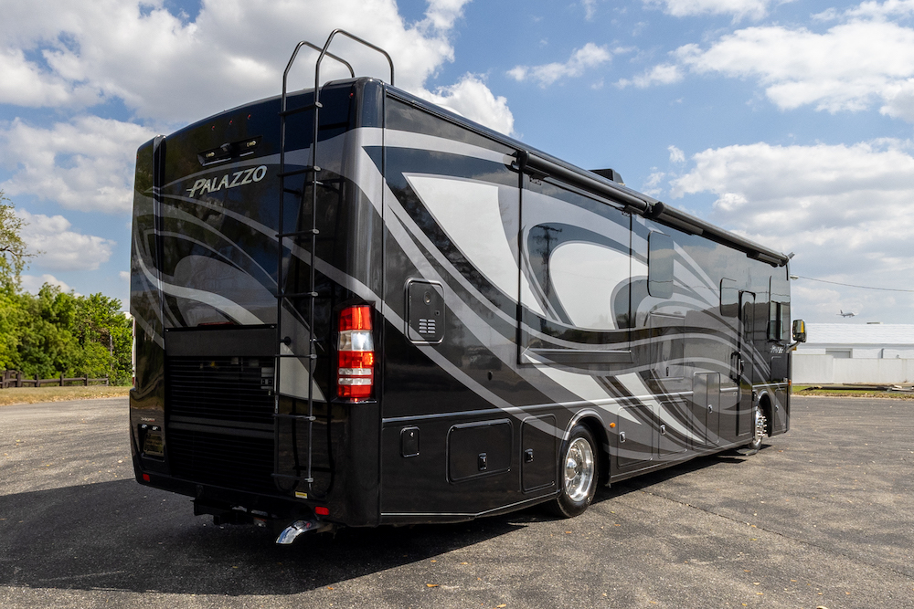 2021 Thor Palazzo For Sale