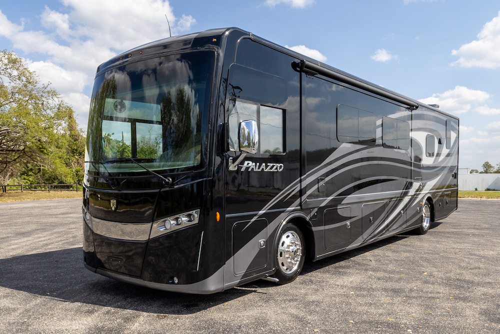 2021 Thor Palazzo For Sale