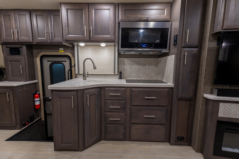 2021 Thor Palazzo For Sale