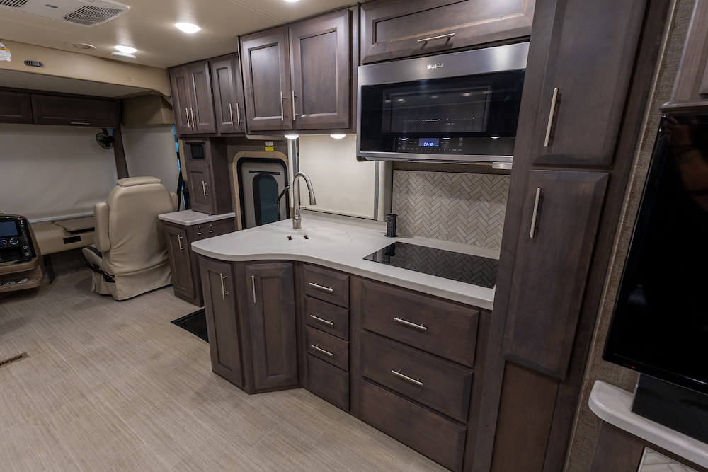 2021 Thor Palazzo For Sale