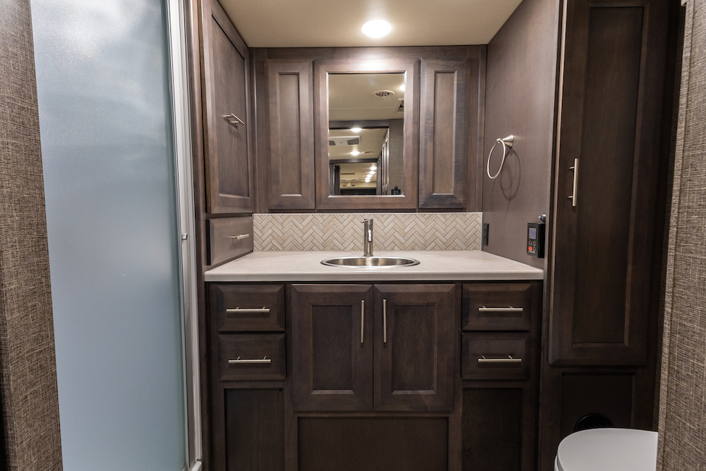 2021 Thor Palazzo For Sale