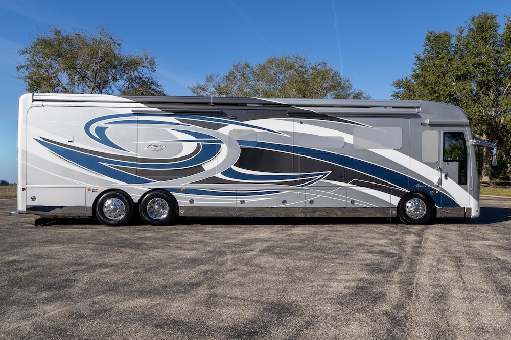 2022 American Coach For Sale