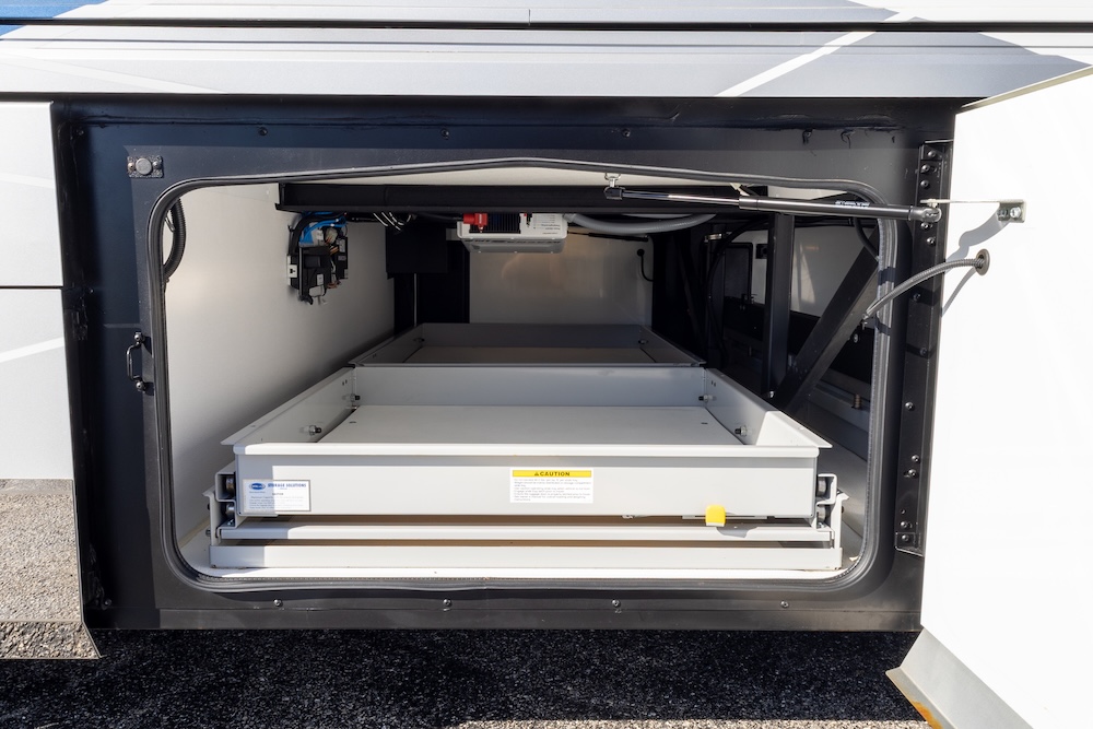 2022 American Coach For Sale