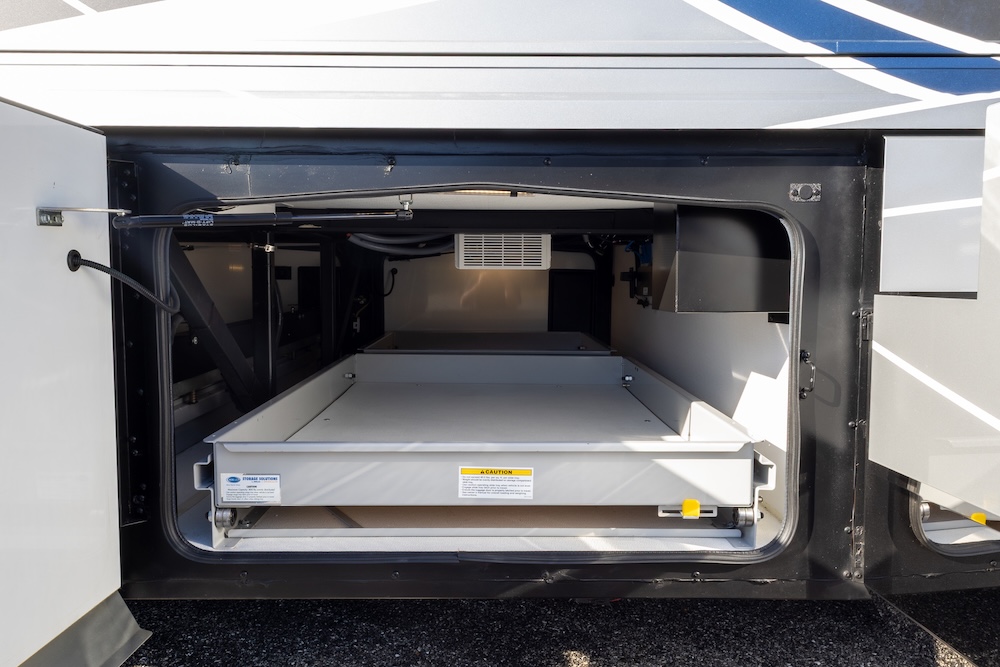 2022 American Coach For Sale