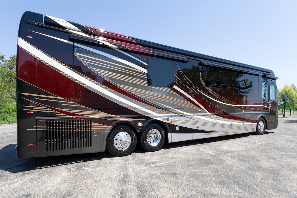 2022 Prevost Foretravel For Sale