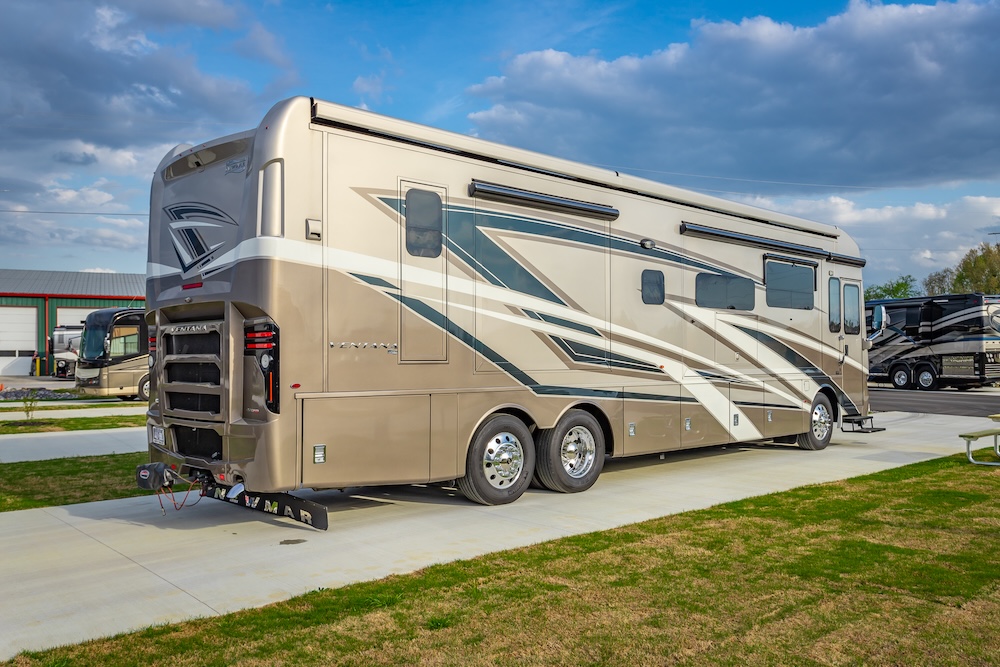 2022 Newmar Ventana  For Sale