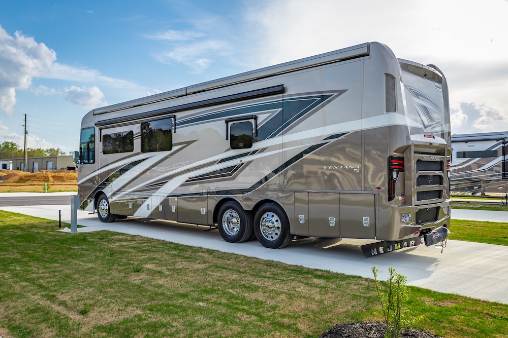 2022 Newmar Ventana  For Sale