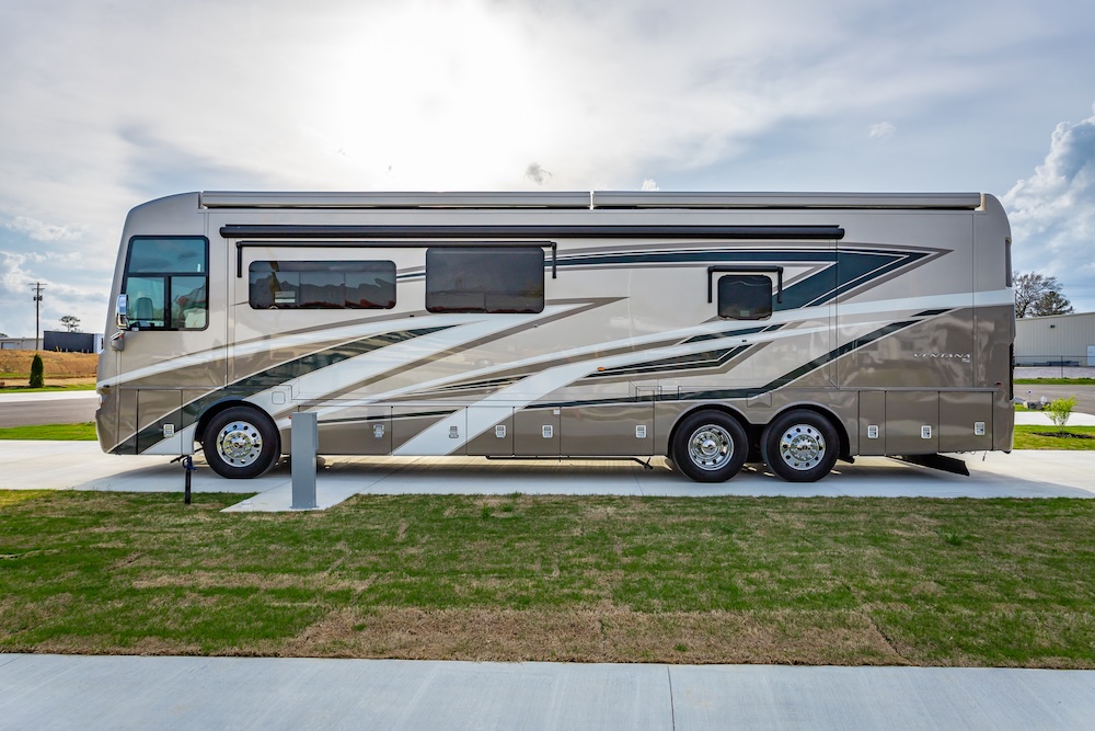 2022 Newmar Ventana  For Sale