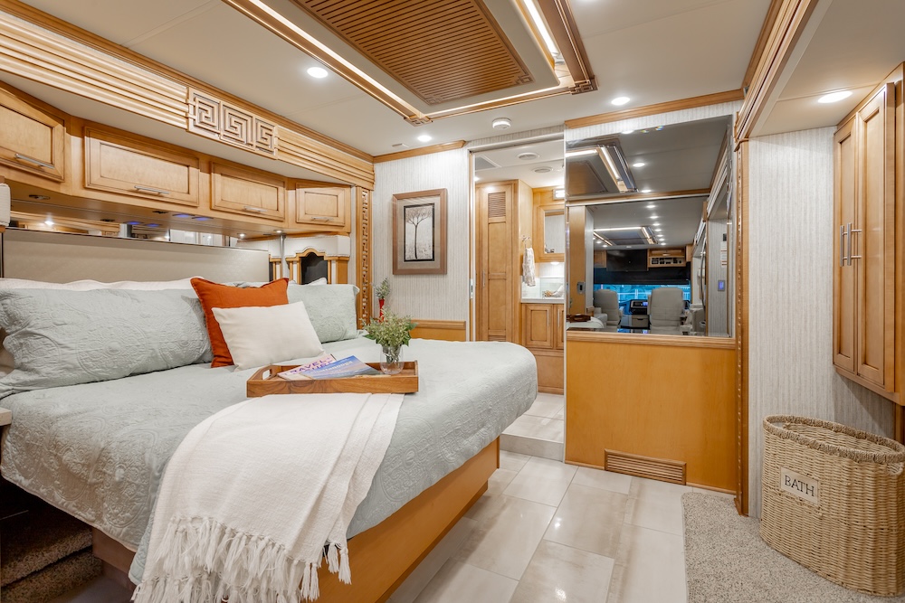 2022 Newmar Ventana  For Sale