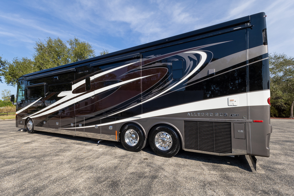 2022 Tiffin Allegro For Sale