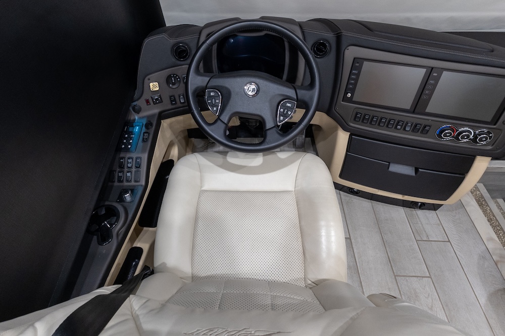 2022 Tiffin Zephyr For Sale