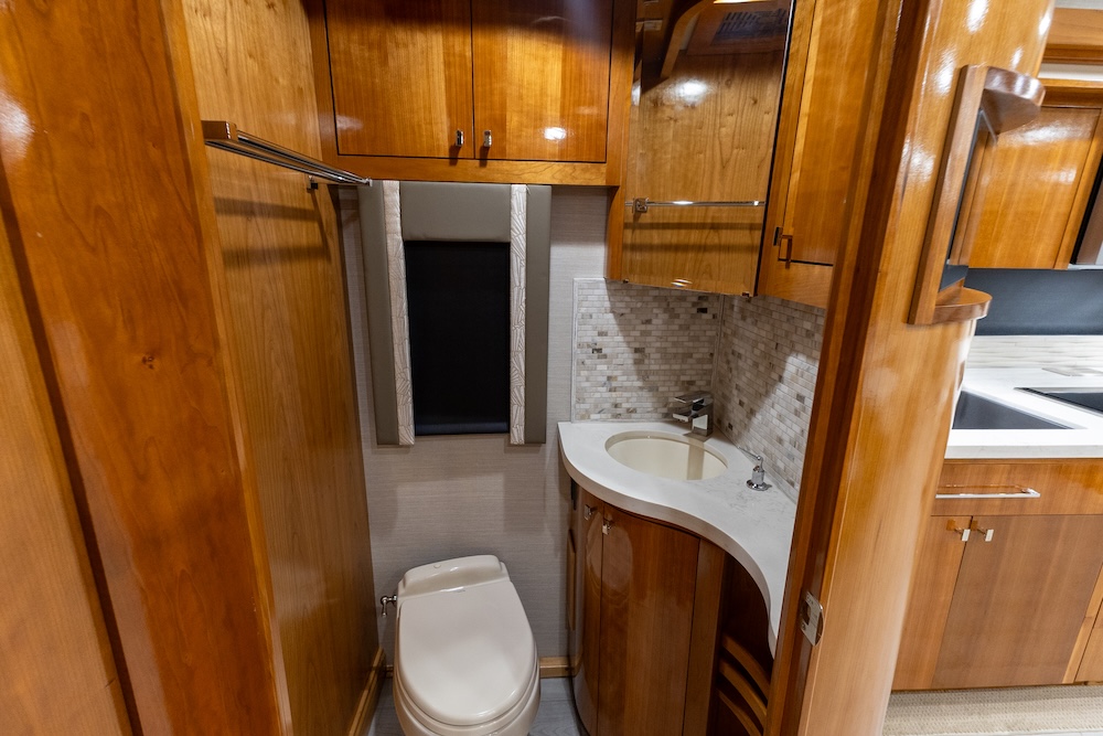 2022 Tiffin Zephyr For Sale