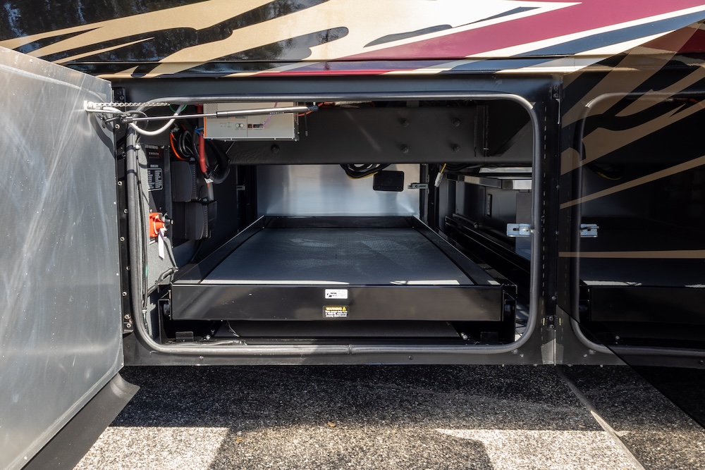 2022 Tiffin Zephyr For Sale