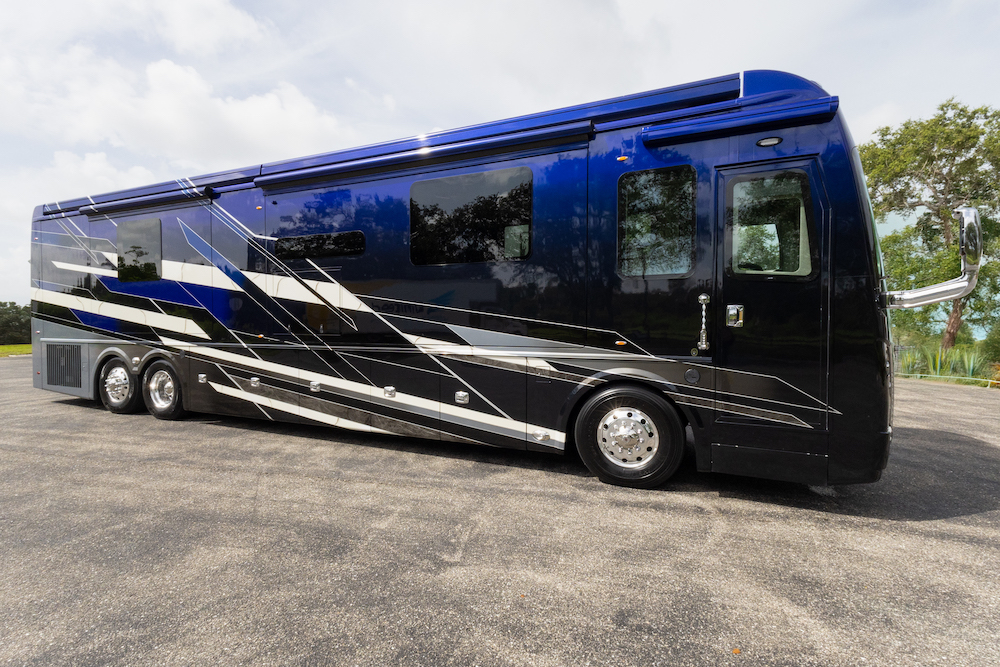 2023 Foretravel For Sale