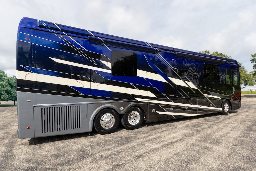 2023 Foretravel For Sale